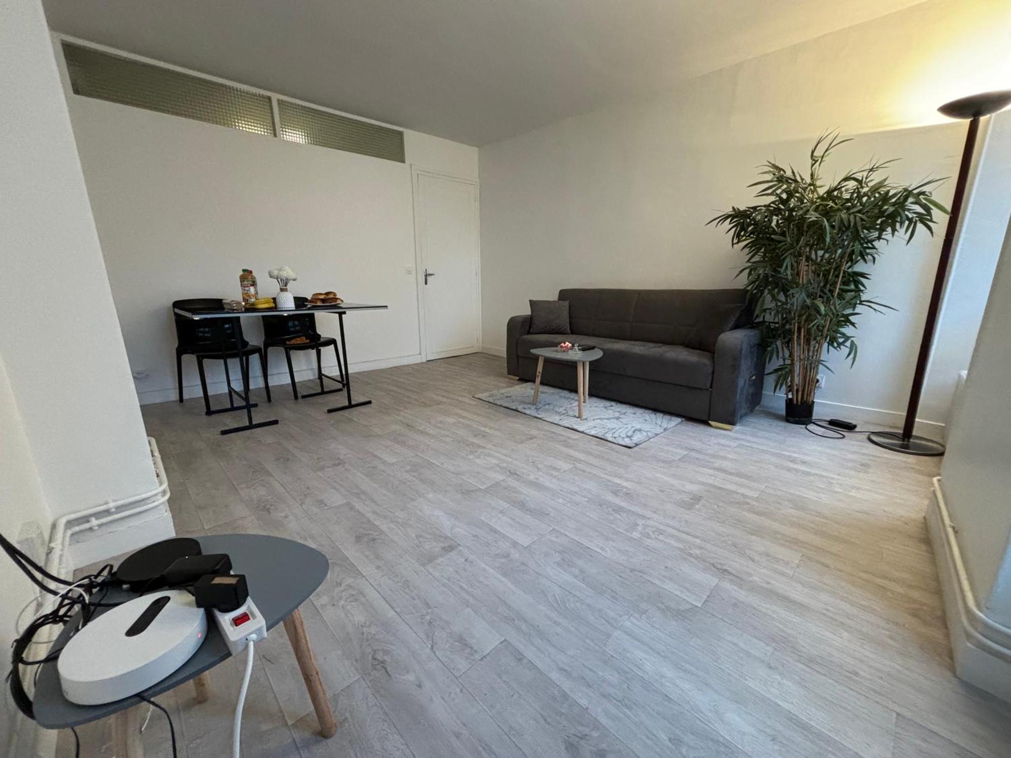 Appartement Situe Dans Le 9Eme Arrondissement, A Deux Pas Du Sacre-Coeur Париж Экстерьер фото