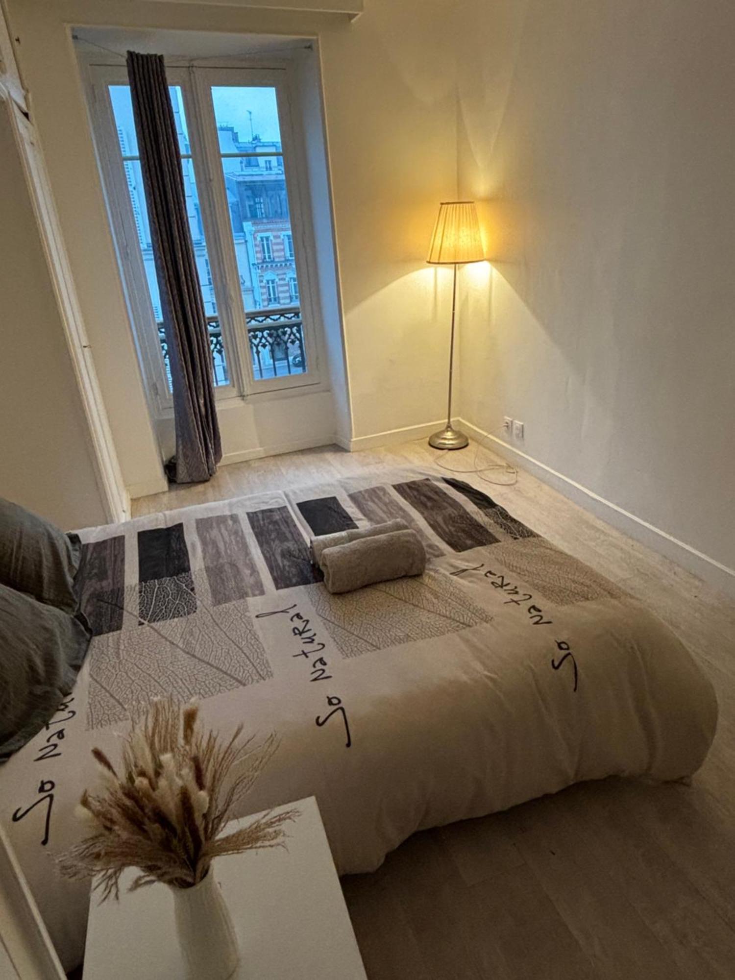 Appartement Situe Dans Le 9Eme Arrondissement, A Deux Pas Du Sacre-Coeur Париж Экстерьер фото